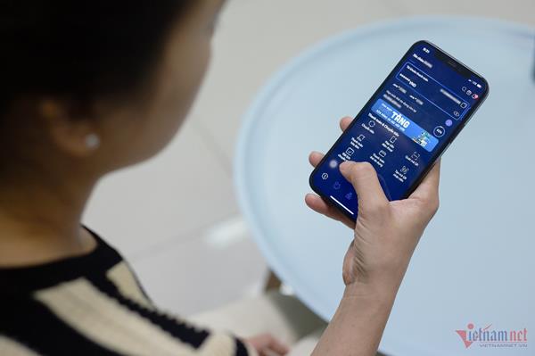 Ngân hàng chưa mạnh tay phong tỏa, khóa tài khoản lừa tiền, vì sao?