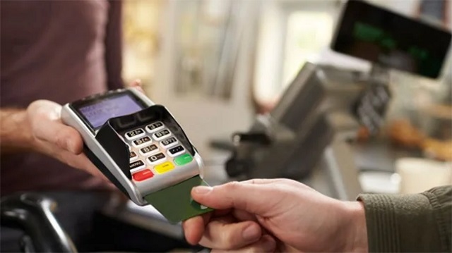 Nhược điểm của dịch vụ đáo hạn thẻ tín dụng